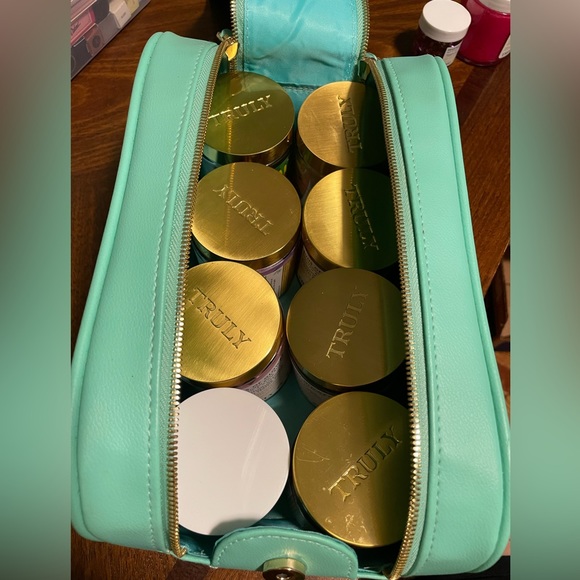 TRULY BEAUTY skincare travel pouch bag in MINT / TEAL color Vegan Leather - Picture 6 of 7